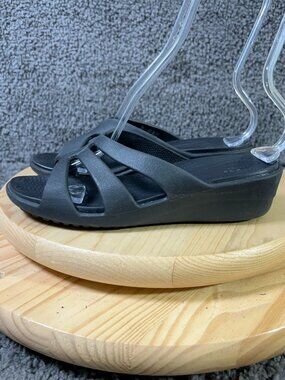 Crocs Sandals Sanrah Womens Size 8 Black Strappy Slip On Comfort Wedge Heel Shoe